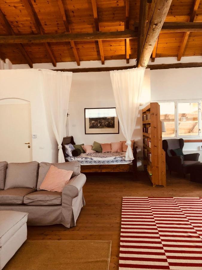Вілла La Casa Nei Campi Badia Pavese Екстер'єр фото
