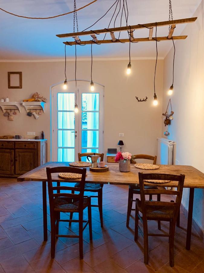 Вілла La Casa Nei Campi Badia Pavese Екстер'єр фото
